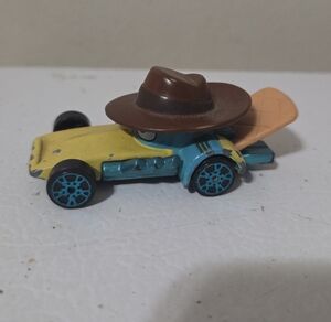 Disney Racers AGENT P Die-Cast Race Car Phineas And Ferb